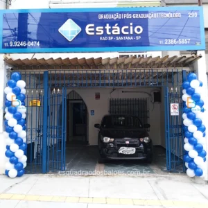 DECORAÇÃO EMPRESARIAL Colunas azul e branco