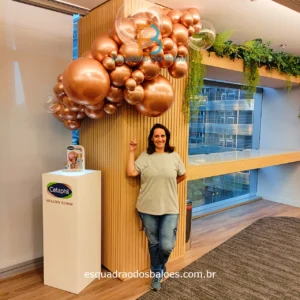 Balões metálicos desconstruídos